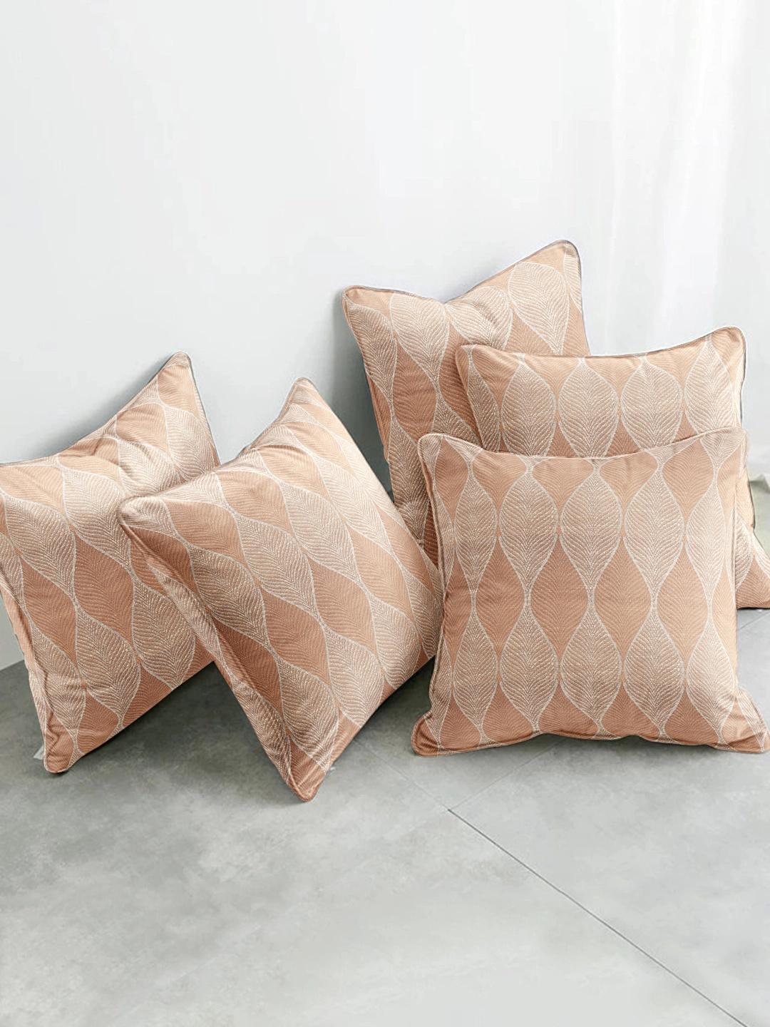 Abetti Brown__sijil_cushion_11__2023-1-10-16-52-53__3072X4096