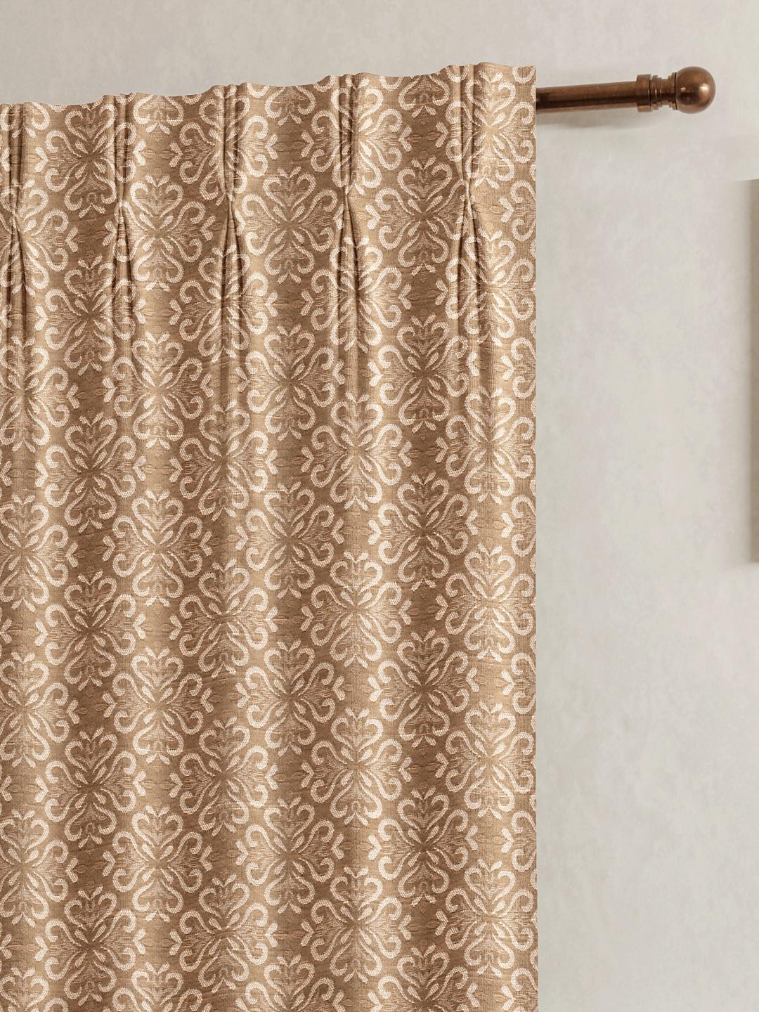 Patsy Jackpot 1-Sr 23 Brown__sijil_curtain_americanpleat_closeup__2023-12-13-13-14-58__3072X4096